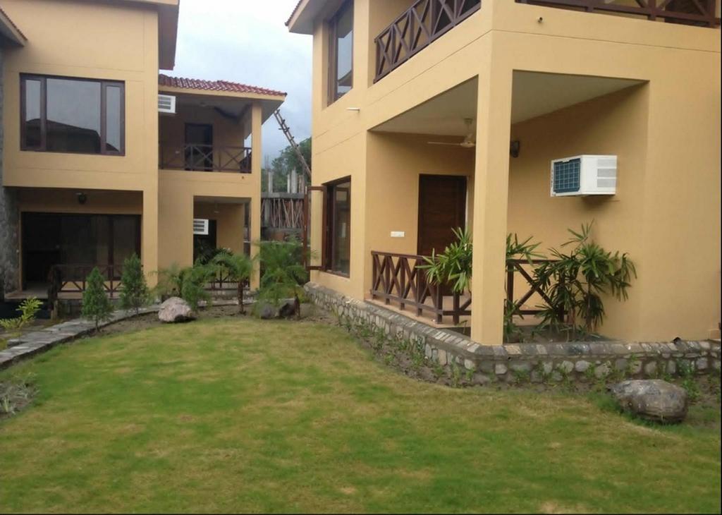 Dewdrop Mango Bloom Resort Jim Corbett National Park Exterior foto